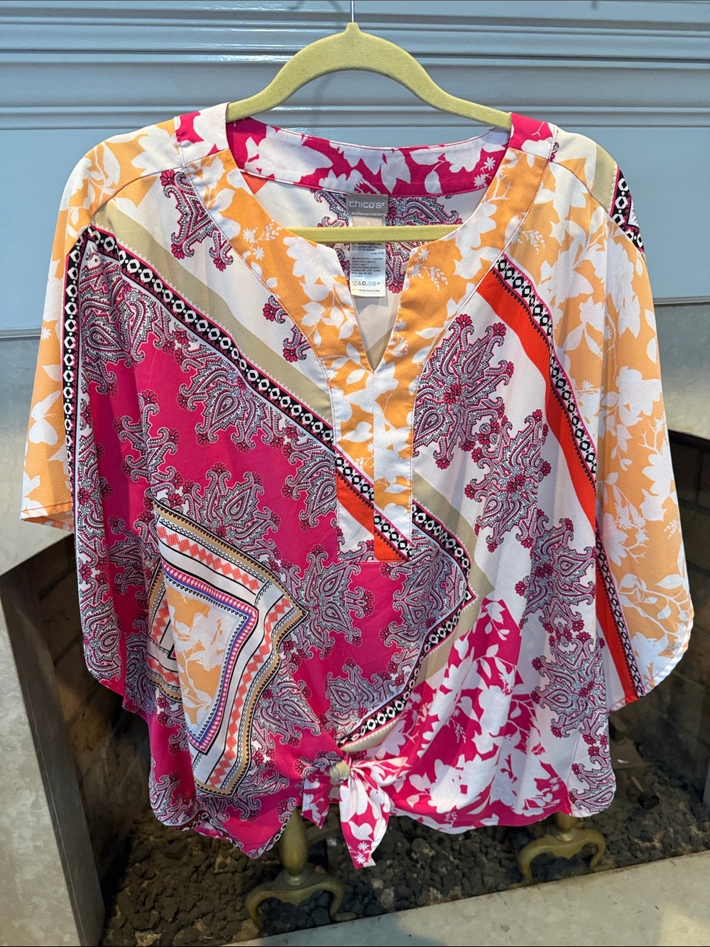 Chico's Fuchsia & Orange Paisley Tie-Front Blouse size XL (3)
